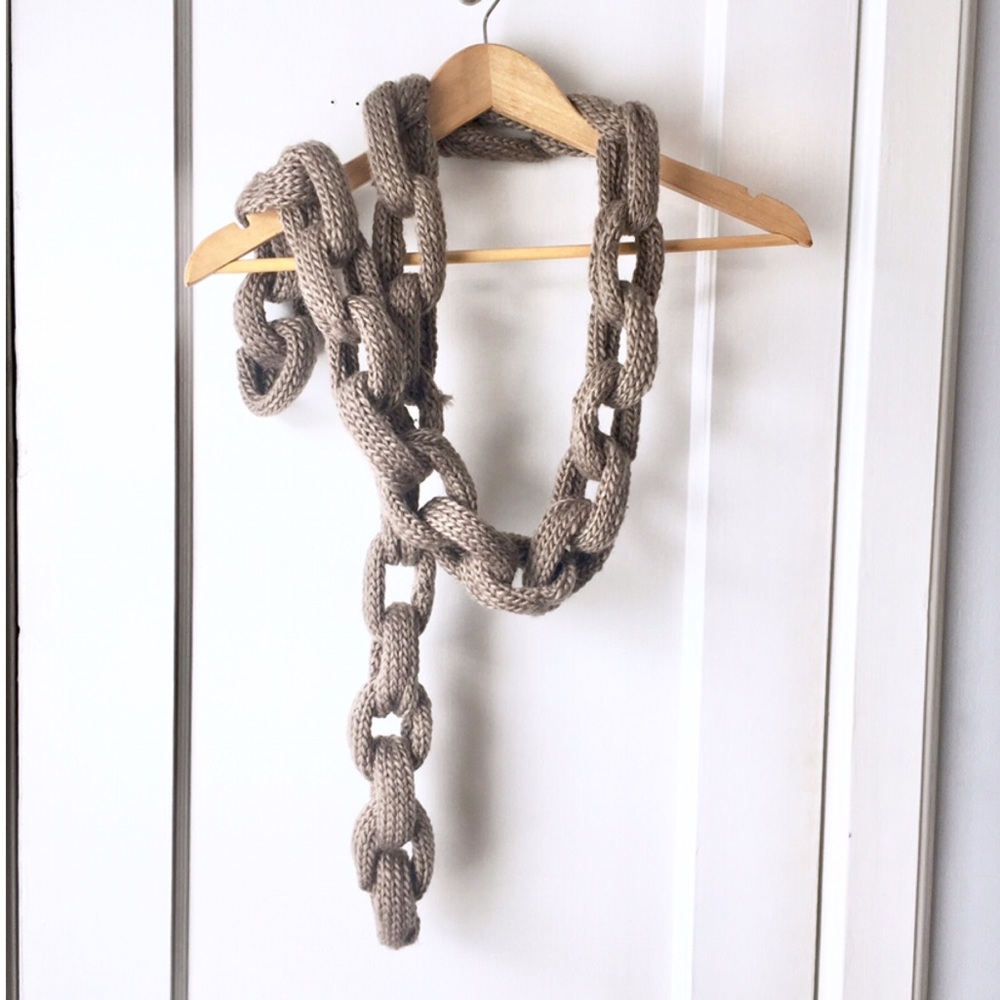 Knitted tan chain linked scarf